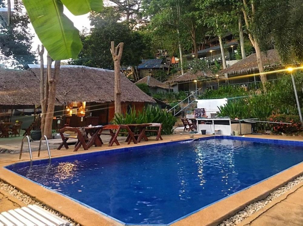 Phi Phi Green Hill Resort Exterior photo